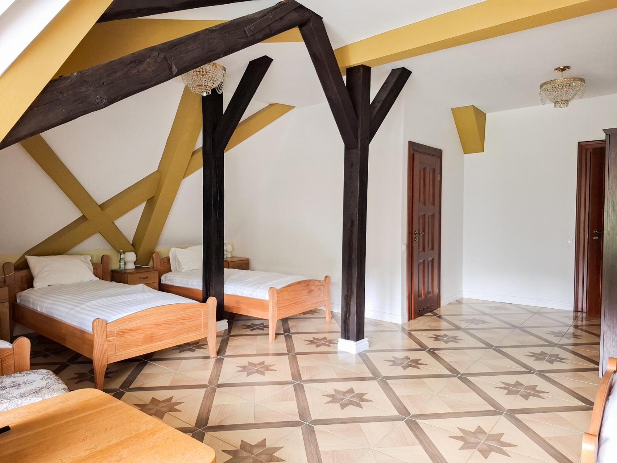 Palac Bogaczow - Noclegi - Restauracja - Przyjecia Экстерьер фото